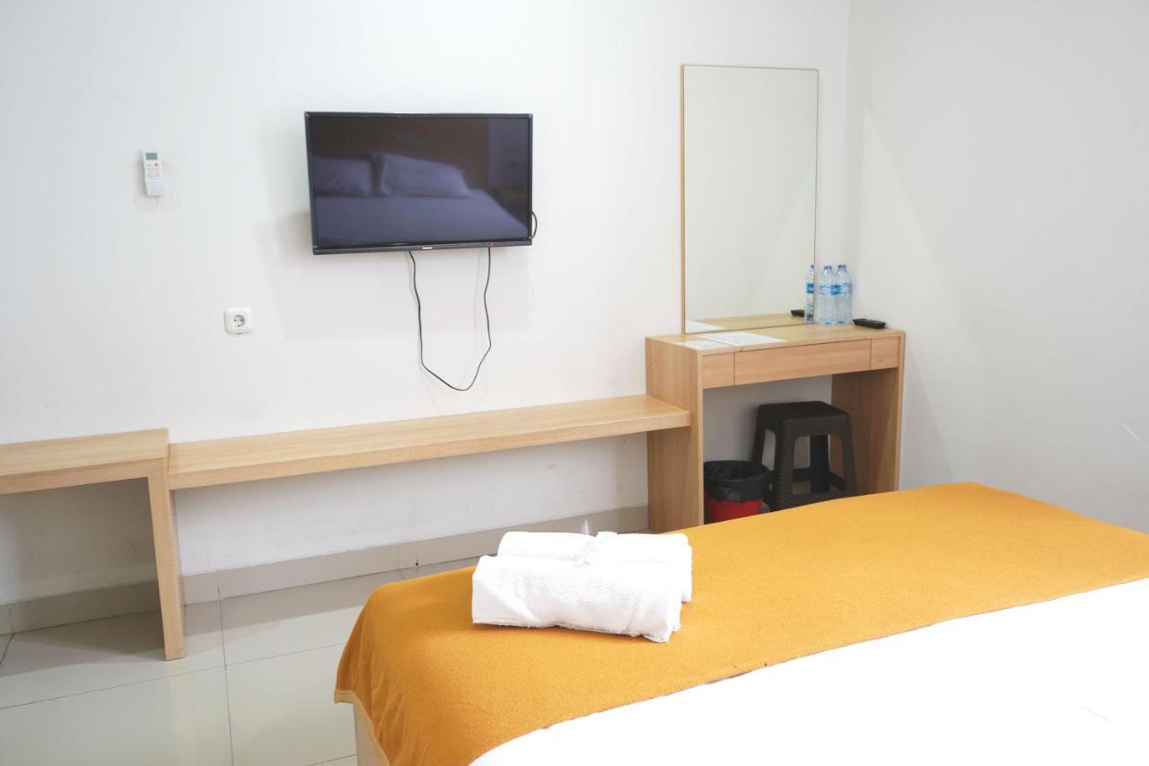 Urooms Tanah Abang Cakarta Dış mekan fotoğraf